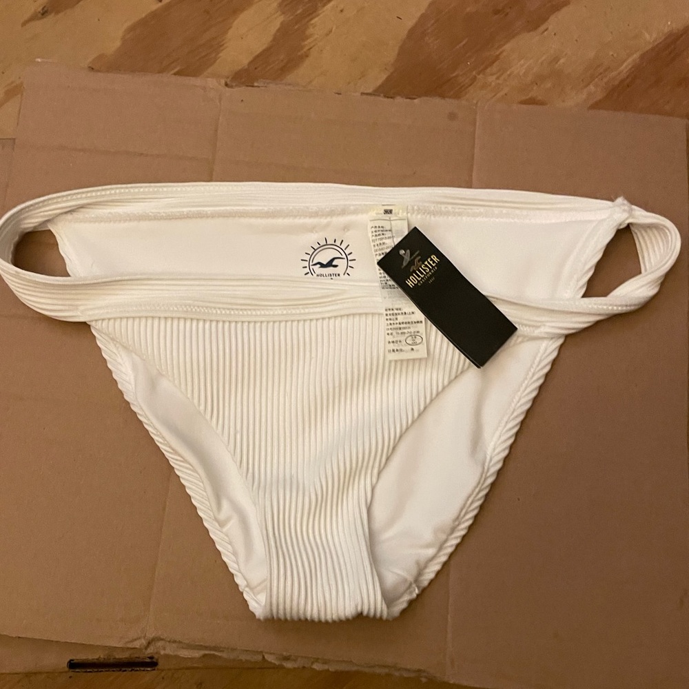 NWT Hollister bikini bottom